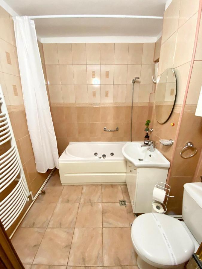 Jad - Familiy 4 Rooms Apartment - Near Forest - Racadau Брашов Екстериор снимка